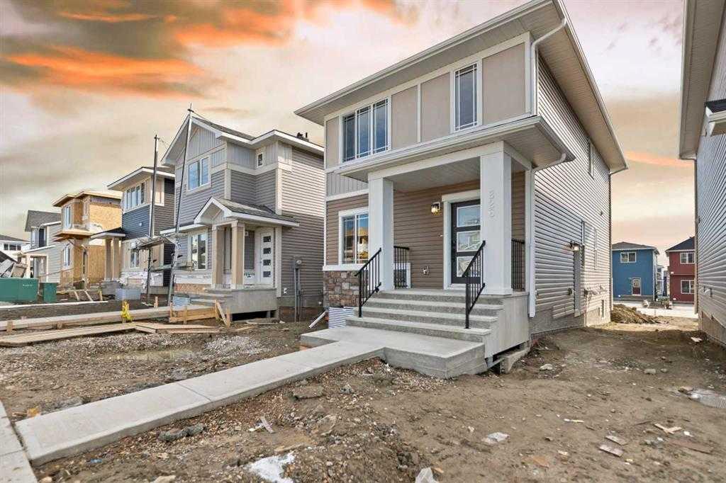 Picture of 826 Bayview Terrace SW, Airdrie Real Estate Listing