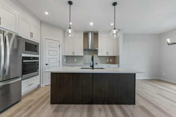 Picture of 1026 Fowler Road , Airdrie Real Estate Listing