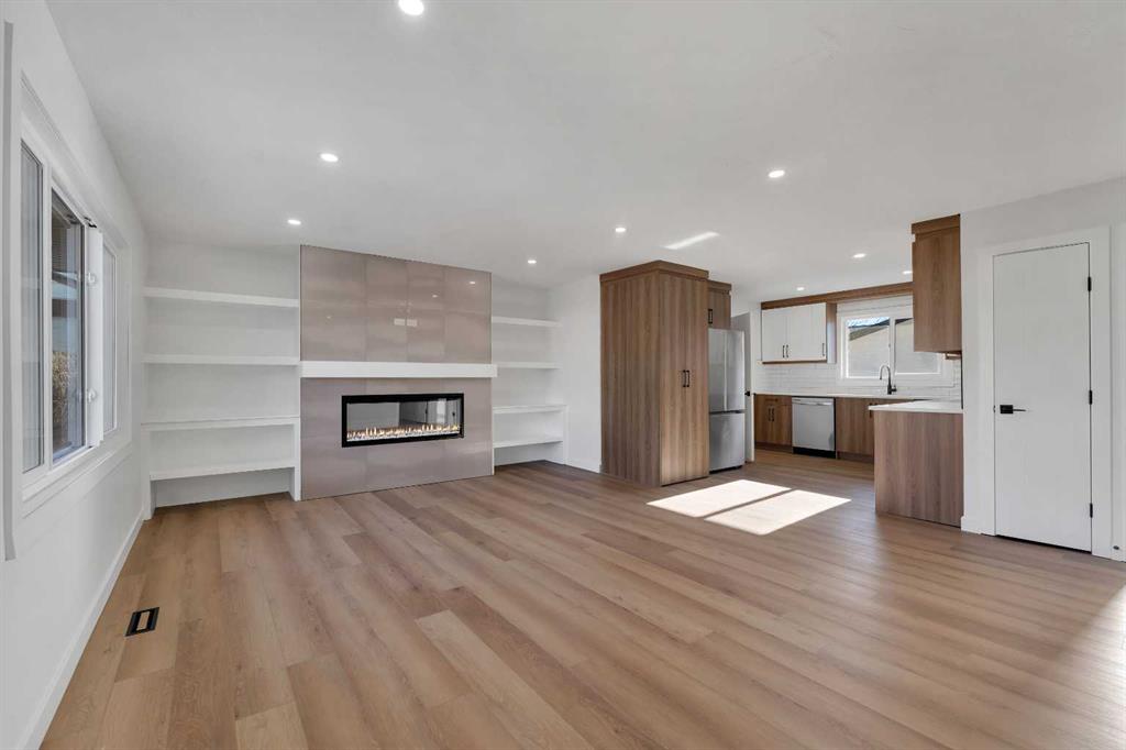 Picture of 417 Huntley Way NE, Calgary Real Estate Listing