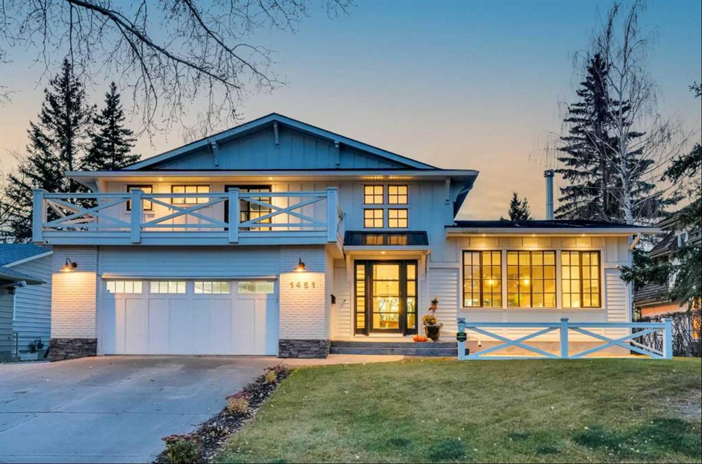 Picture of 1451 Varsity Estates Drive NW, Calgary Real Estate Listing