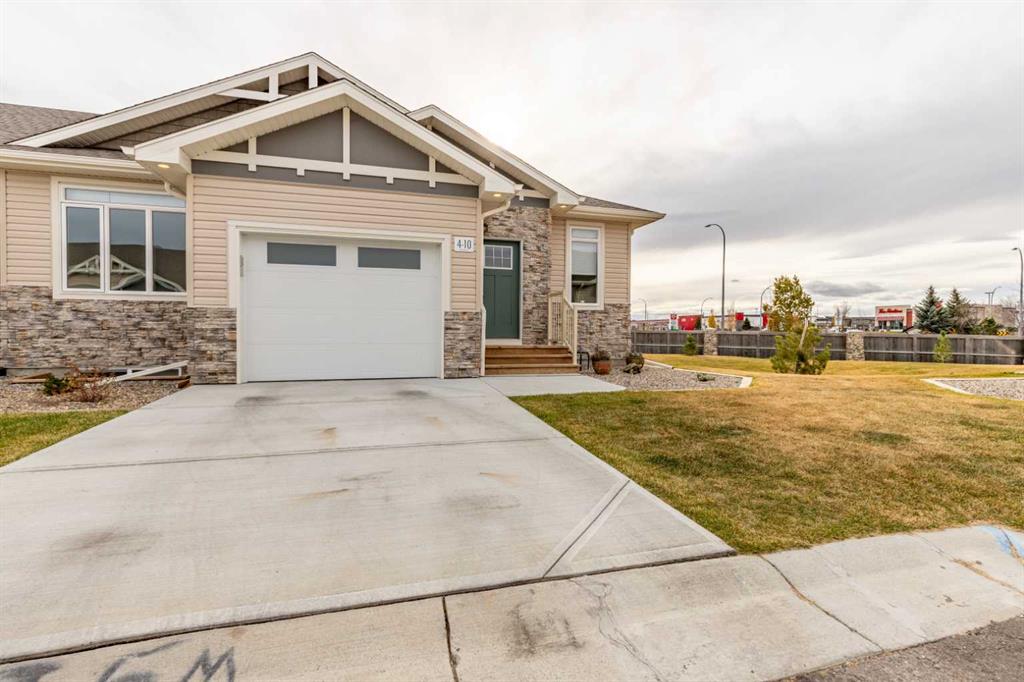 Picture of 4, 10 Riverford Close W, Lethbridge Real Estate Listing