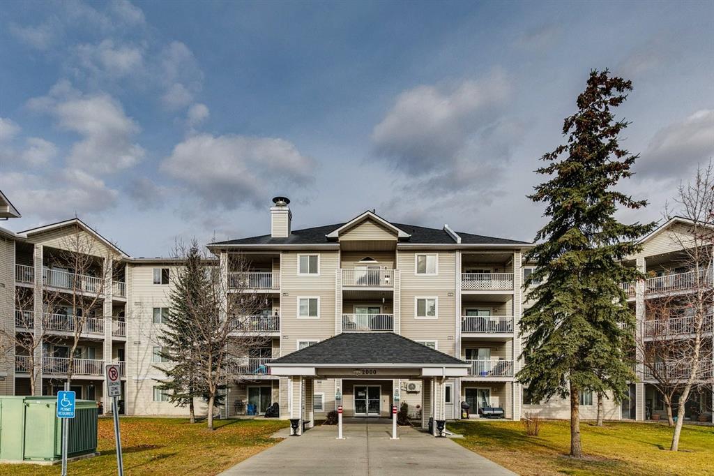 Picture of 2413, 6224 17 Avenue SE, Calgary Real Estate Listing