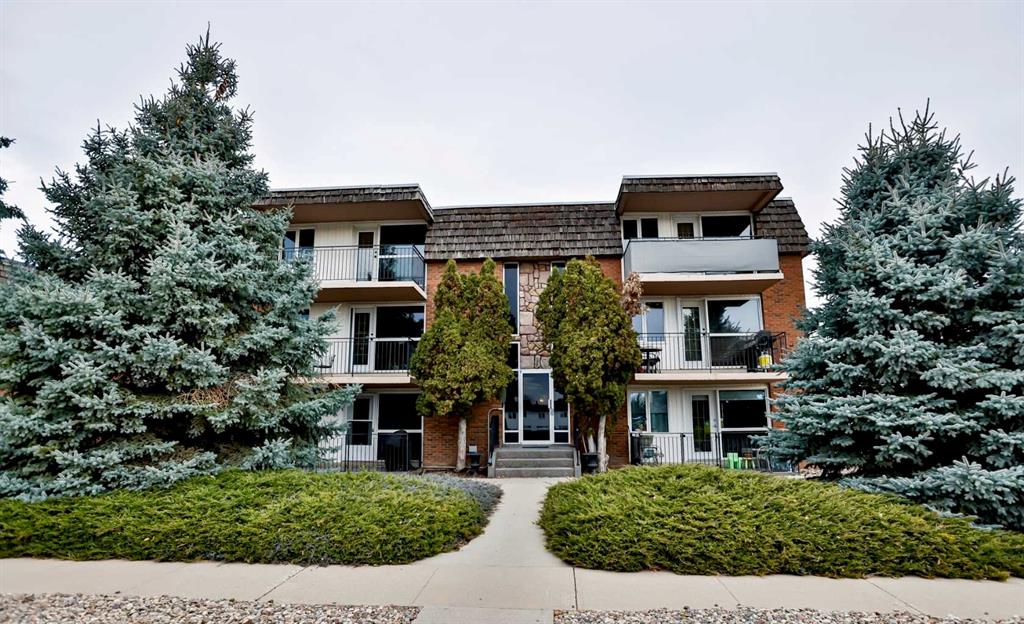 Picture of 204, 1716 Henderson Lake Boulevard S, Lethbridge Real Estate Listing