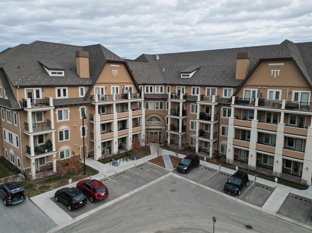 Picture of 207, 30 Mahogany Mews SE, Calgary Real Estate Listing