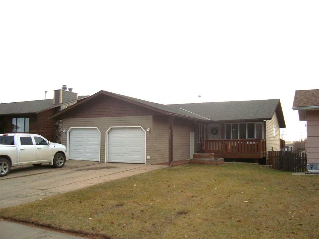 Picture of 512 School Road , Trochu Real Estate Listing