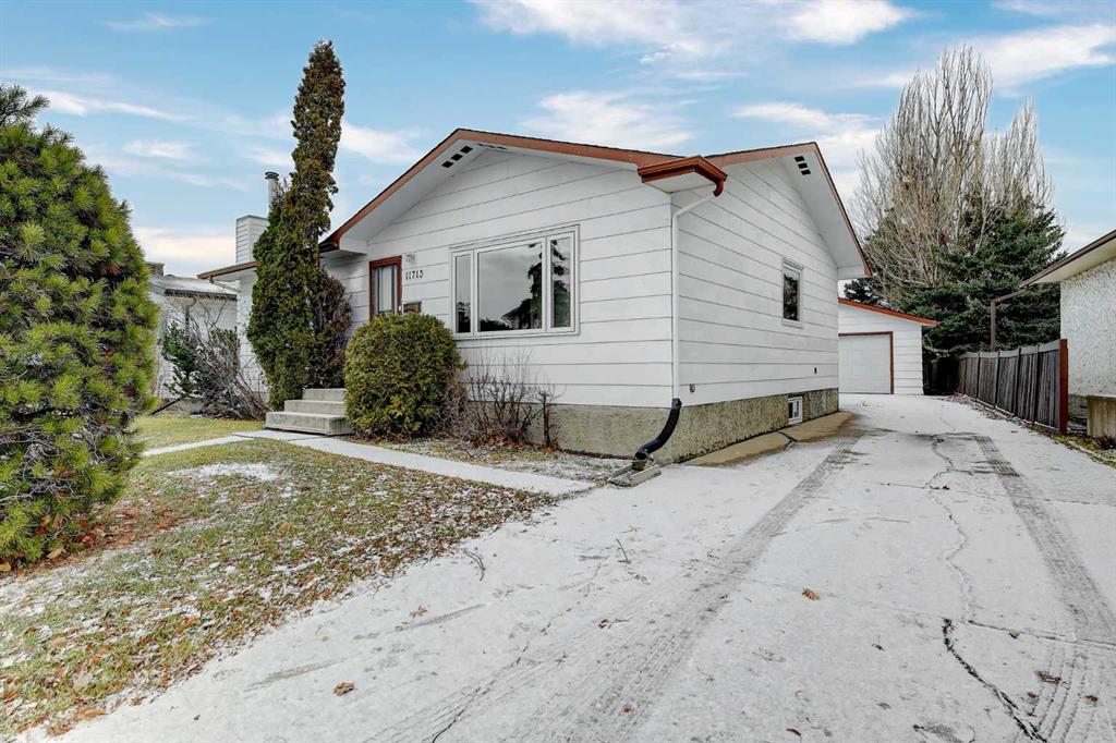 Picture of 11713 95 Street , Grande Prairie Real Estate Listing