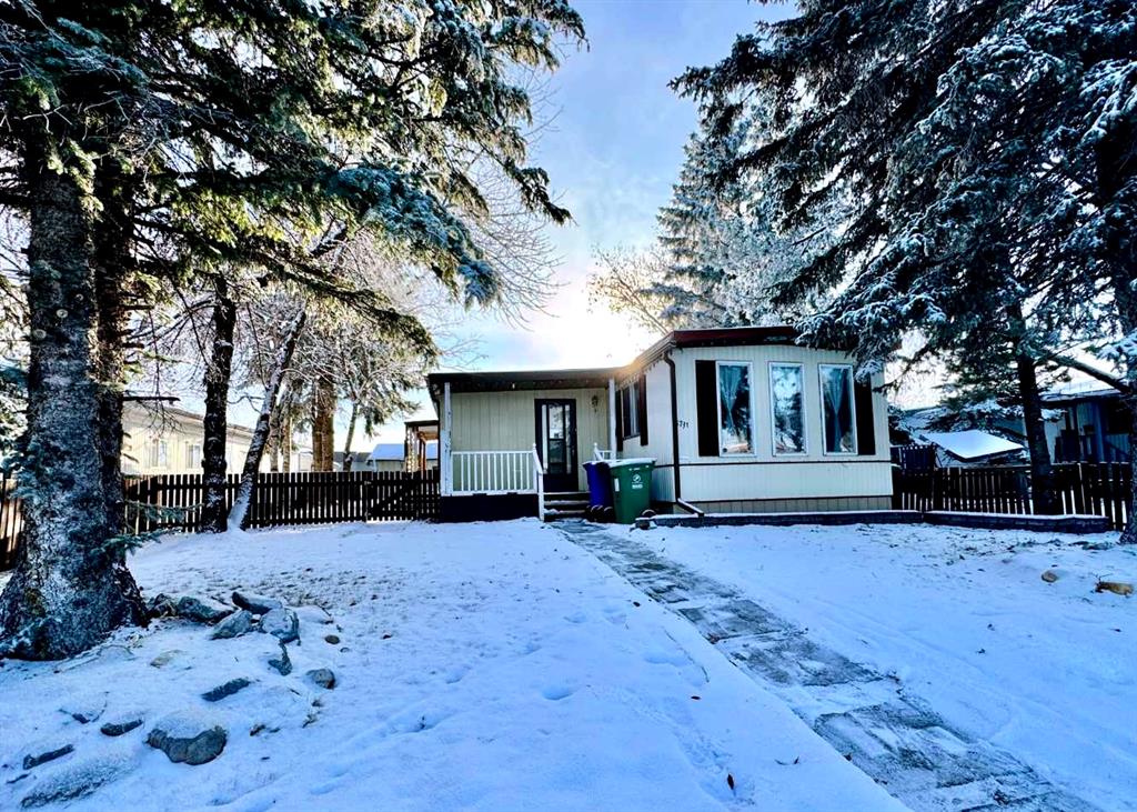 Picture of 5731 59 Avenue Avenue , Rocky Mountain House Real Estate Listing