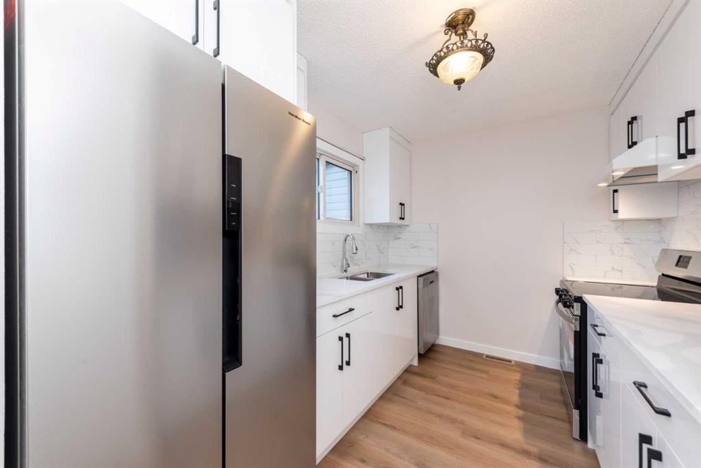 Picture of 48, 131 Templehill Drive NE, Calgary Real Estate Listing