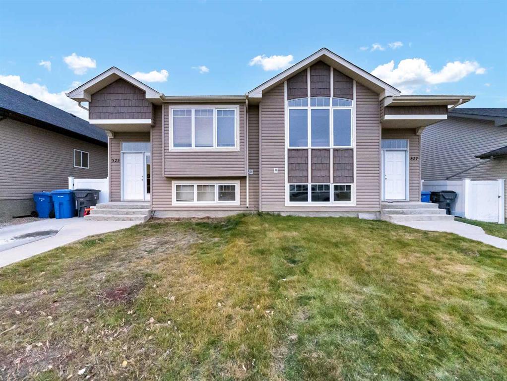 Picture of 327 Somerset Row SE, Medicine Hat Real Estate Listing