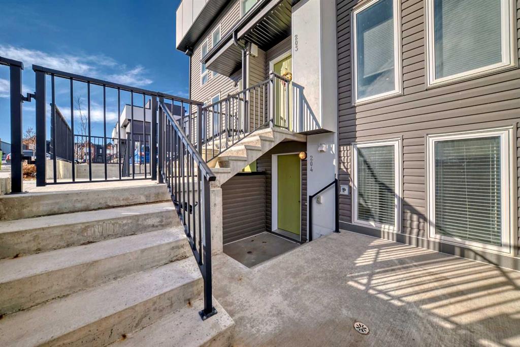 Picture of 204, 338 Seton Circle SE, Calgary Real Estate Listing