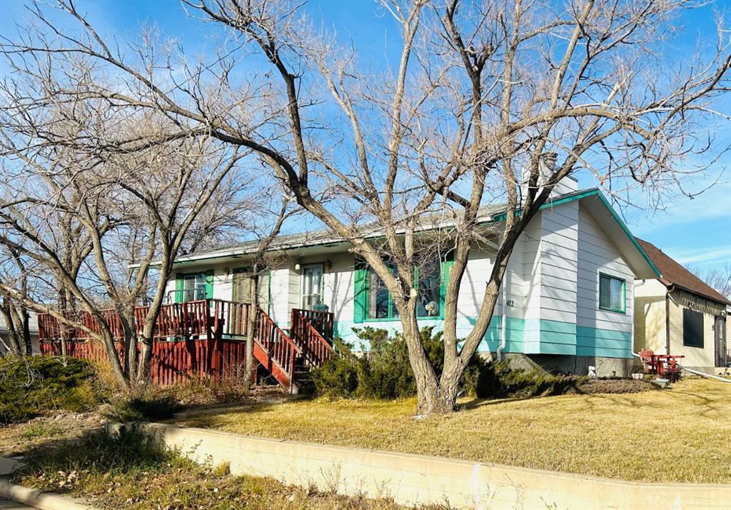 Picture of 412 Main Street , Oyen Real Estate Listing