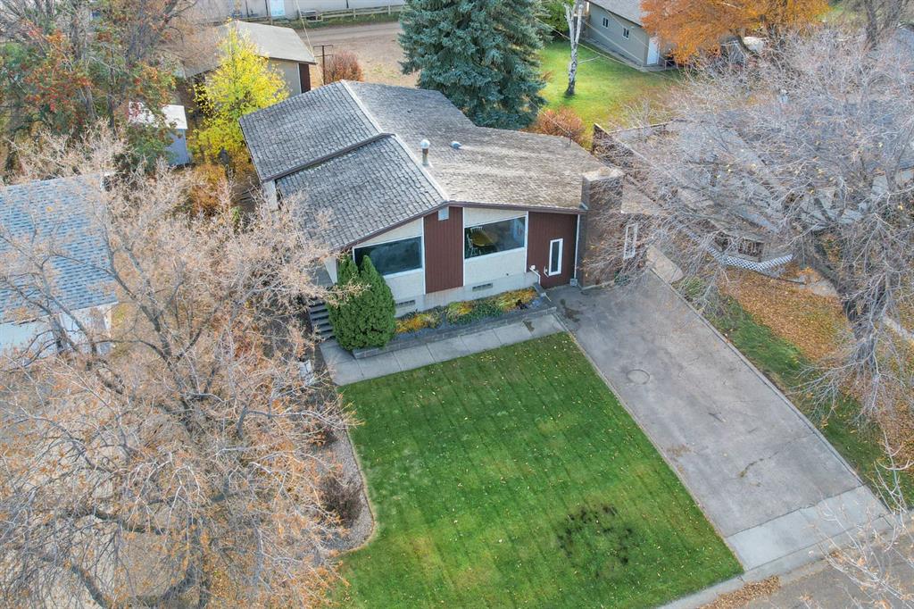 Picture of 6103 50A  , Stettler Real Estate Listing