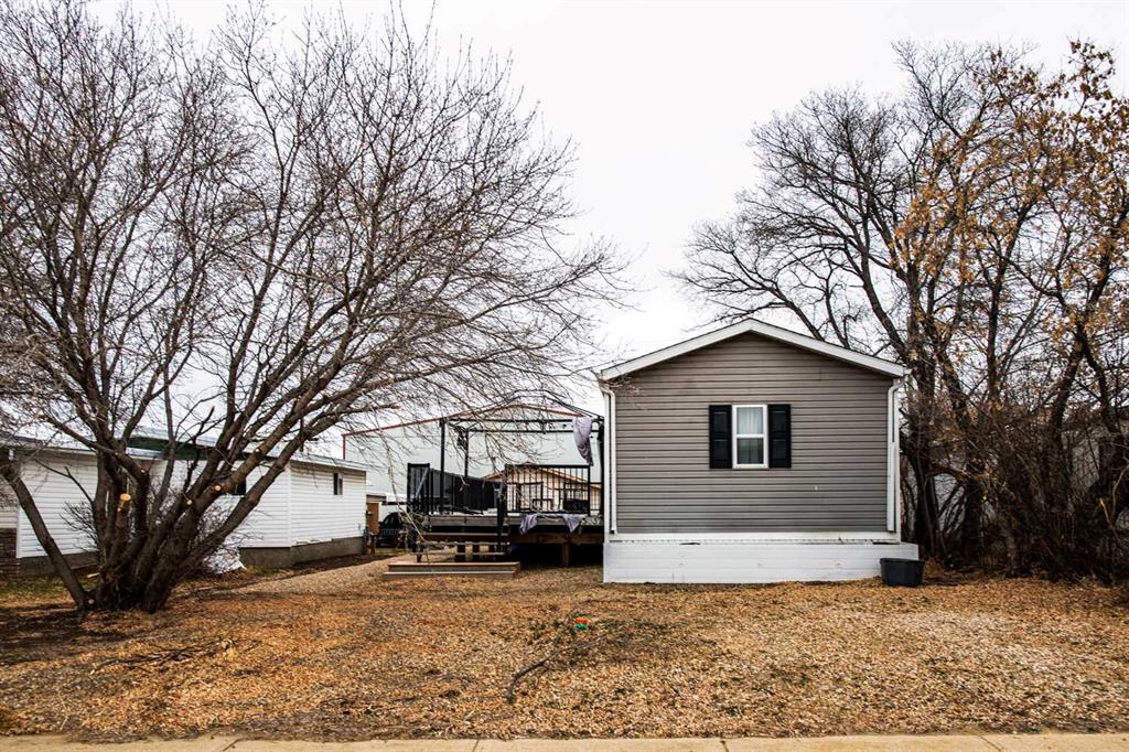 Picture of 5032 49 Avenue , Edgerton Real Estate Listing