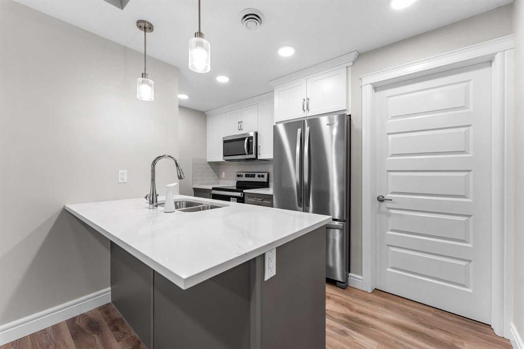 Picture of 282 Seton Passage SE, Calgary Real Estate Listing