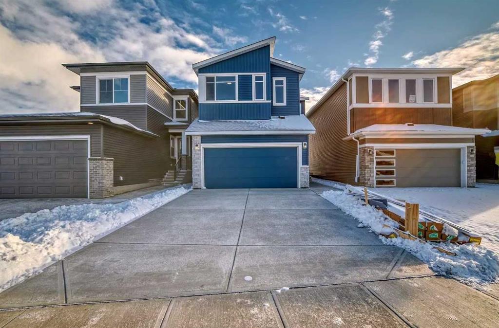 Picture of 374 Corner Glen Way NE, Calgary Real Estate Listing