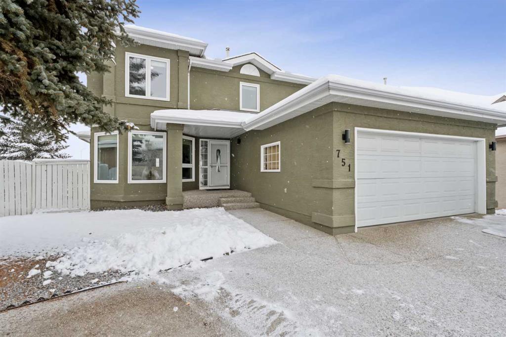 Picture of 751 Mckenzie Lake Bay SE, Calgary Real Estate Listing