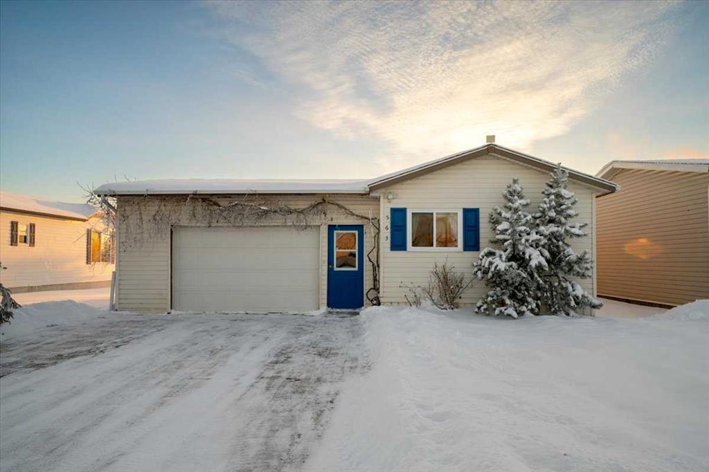 Picture of 563 Stewart Street , Rural Grande Prairie No. 1, County of Real Estate Listing