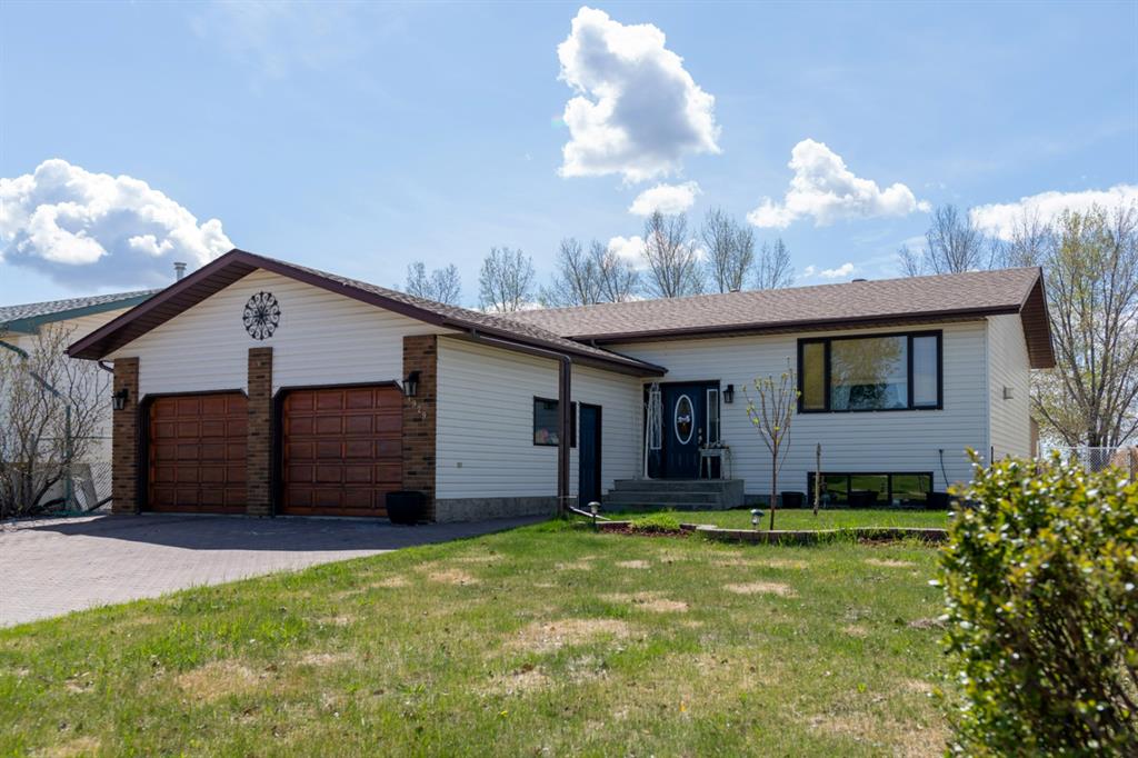 Picture of 1929 5 Avenue , Wainwright Real Estate Listing