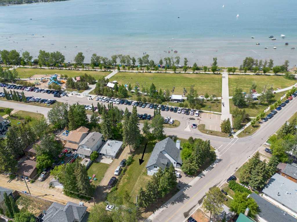 Picture of 4003 Lakeshore Drive , Sylvan Lake Real Estate Listing