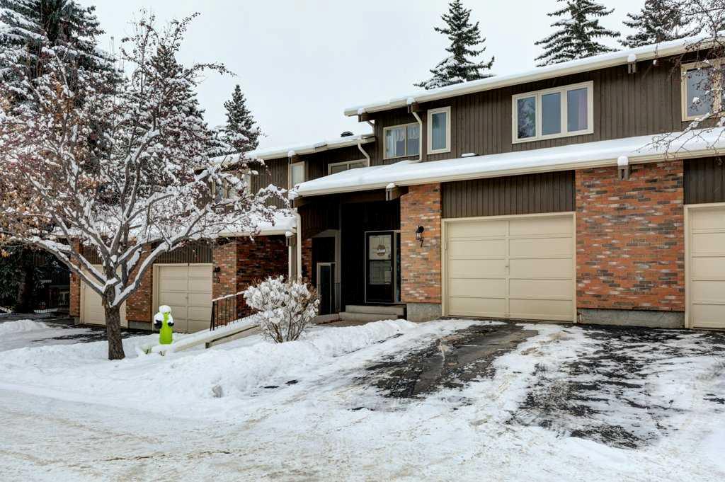 Picture of 7, 10001 Brookpark Boulevard SW, Calgary Real Estate Listing