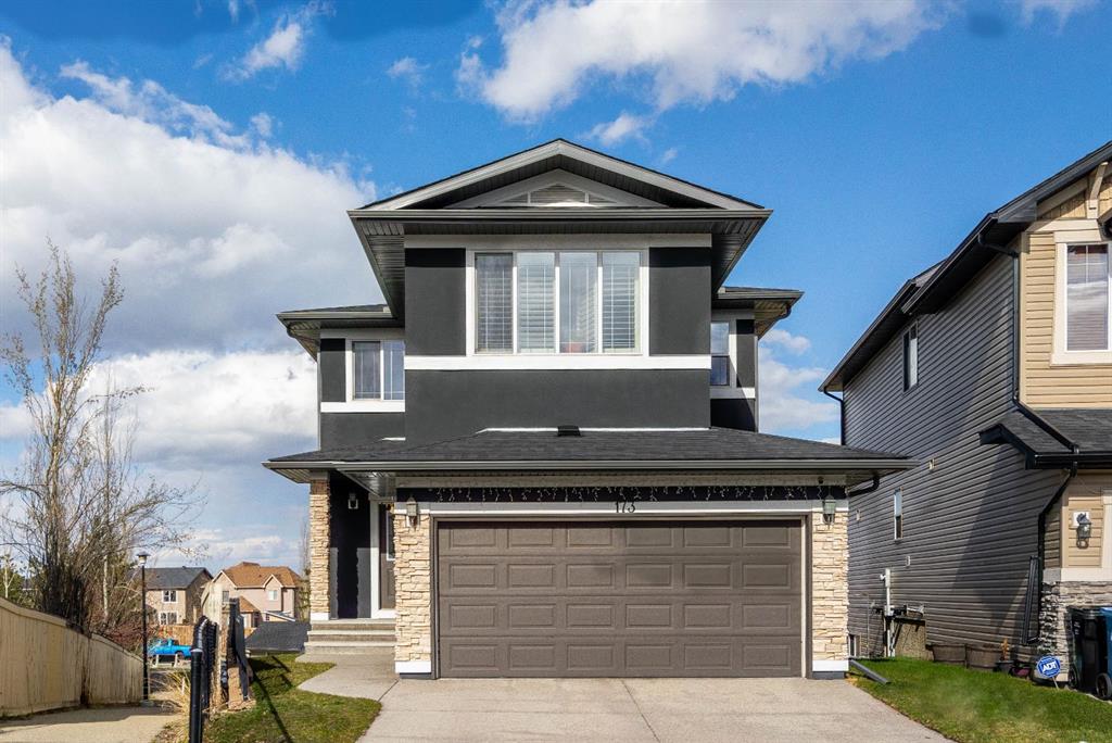 Picture of 173 Everoak Circle SW, Calgary Real Estate Listing