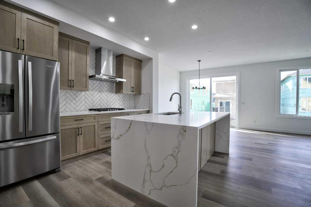 Picture of 87 Hotchkiss Manor SE, Calgary Real Estate Listing