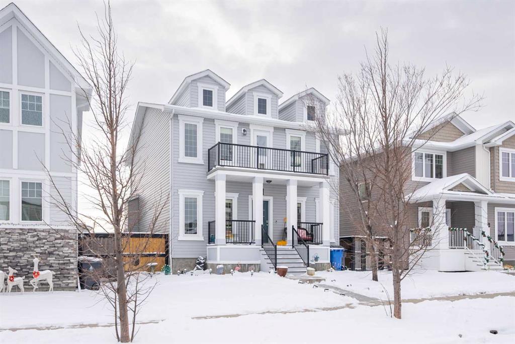 Picture of 560 Aquitania Boulevard W, Lethbridge Real Estate Listing