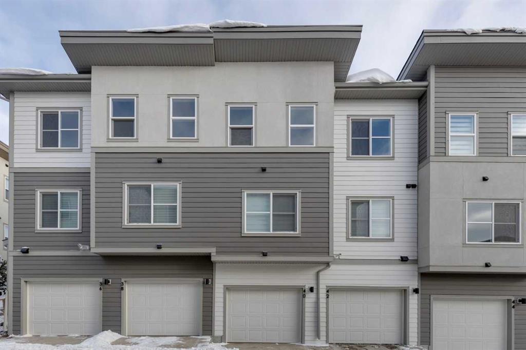 Picture of 40, 2117 81 Street SW, Calgary Real Estate Listing