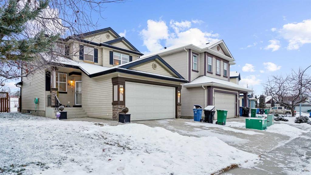 Picture of 113 Covehaven Gardens NE, Calgary Real Estate Listing