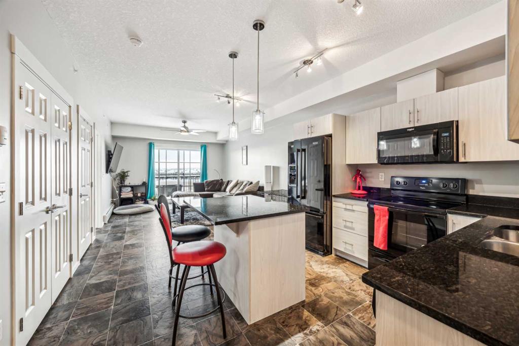 Picture of 3402, 99 Copperstone Park SE, Calgary Real Estate Listing