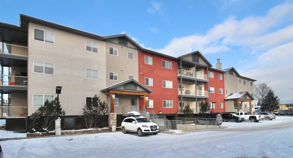 Picture of 304, 109 Seabolt Drive , Hinton Real Estate Listing