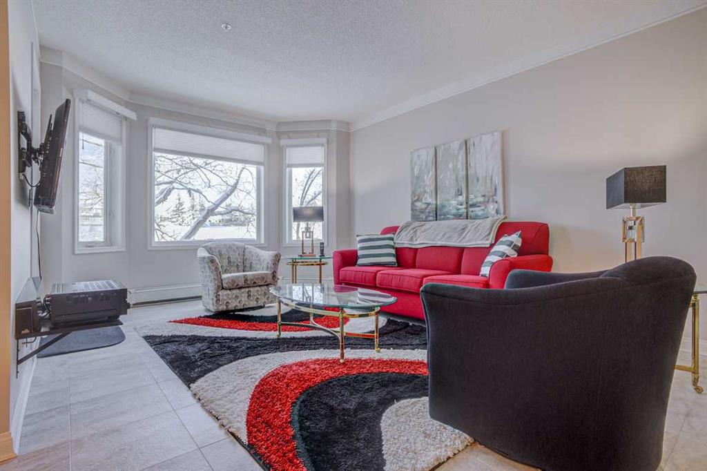 Picture of 3106, 3106 Hawksbrow Point NW, Calgary Real Estate Listing