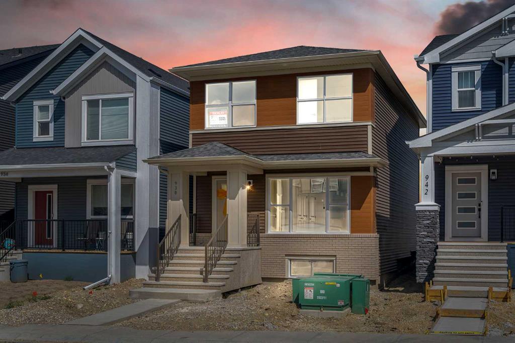 Picture of 938 Cobblemore Common SW, Airdrie Real Estate Listing