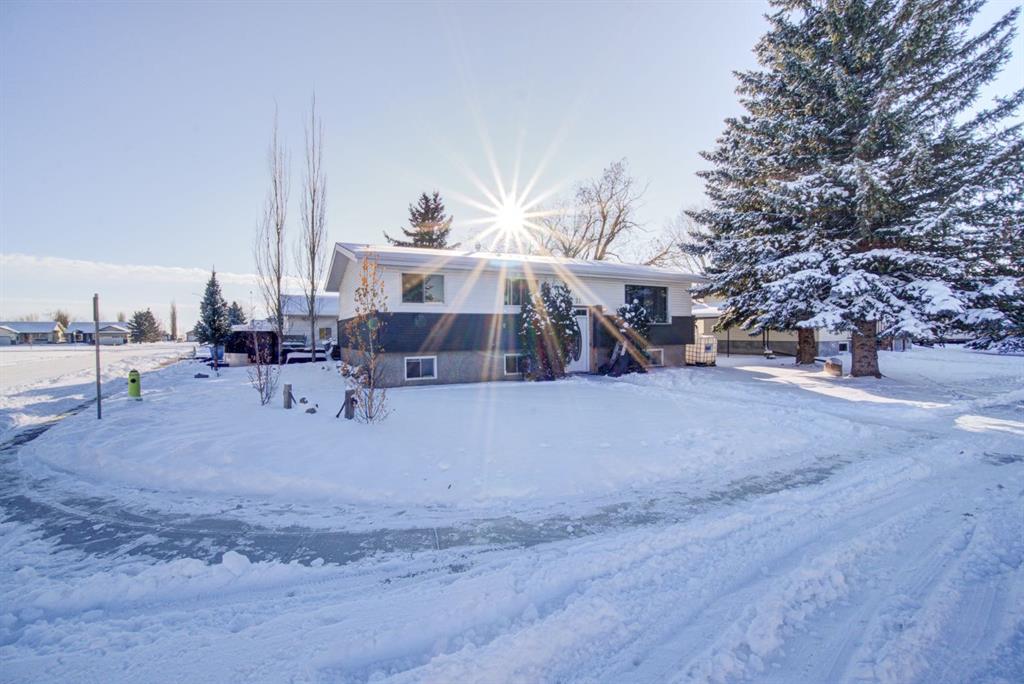 Picture of 21 Westrose Avenue , Claresholm Real Estate Listing