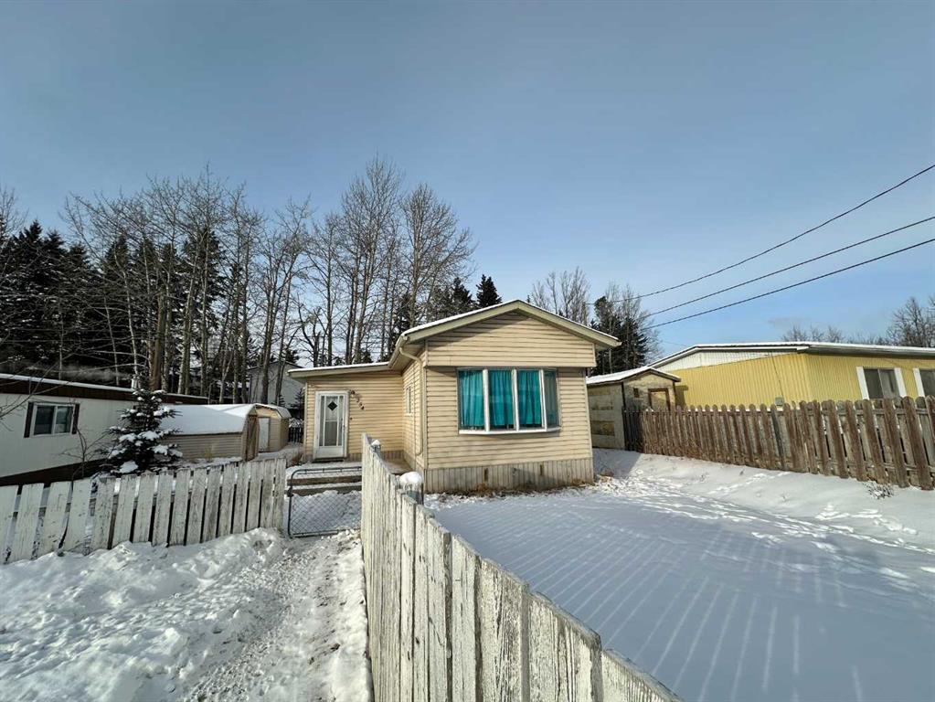 Picture of 254, 133 JARVIS Street , Hinton Real Estate Listing