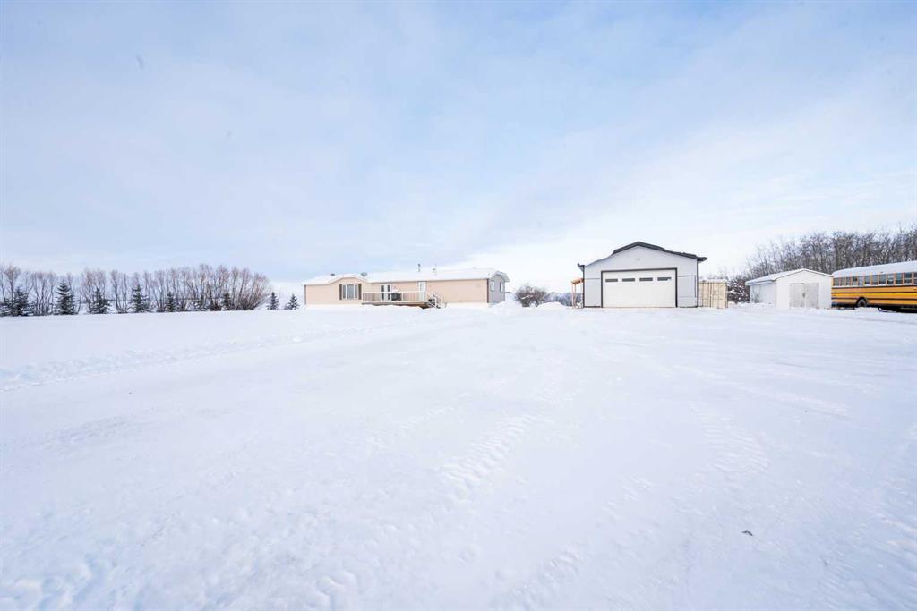 Picture of 55046 725 Township , Rural Grande Prairie No. 1, County of Real Estate Listing