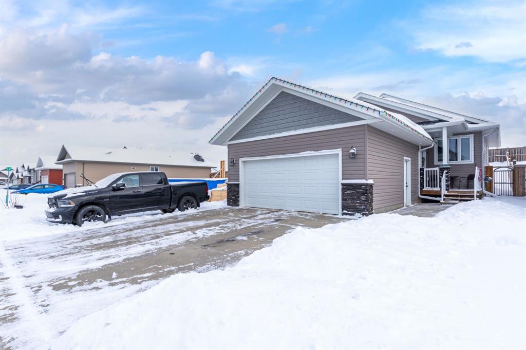 Picture of 3317 41 Avenue , Lloydminster Real Estate Listing