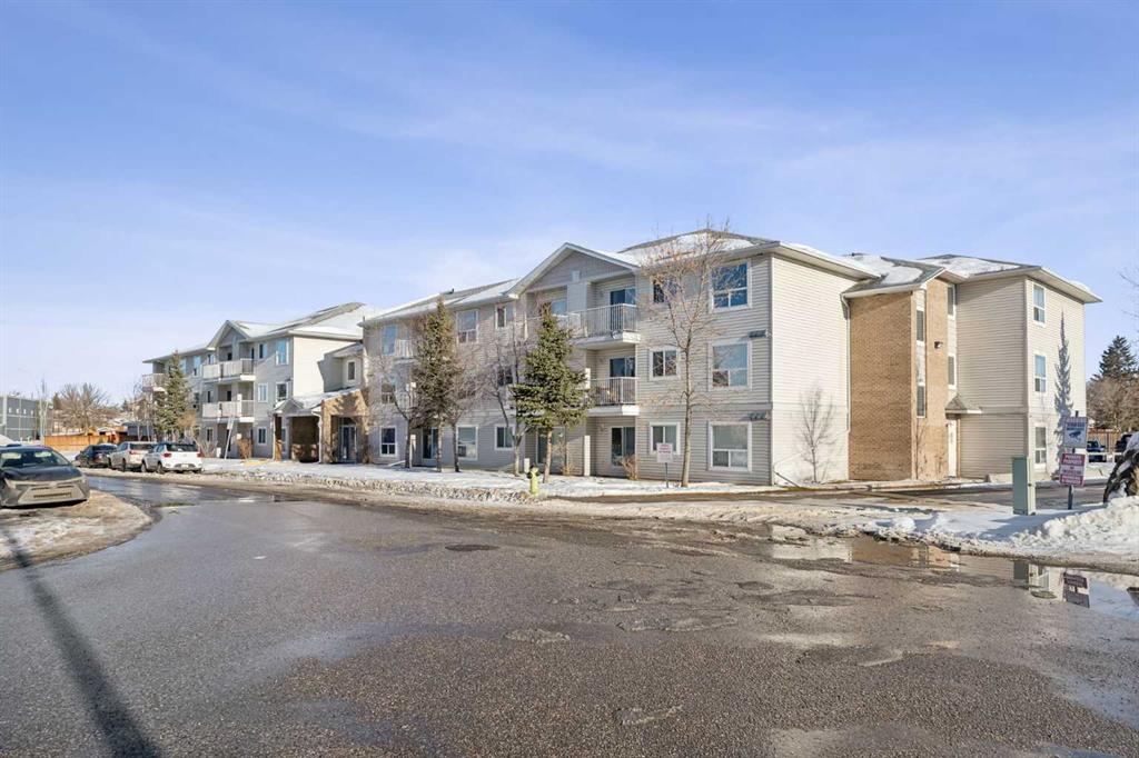 Picture of 106, 5555 Falsbridge Drive NE, Calgary Real Estate Listing