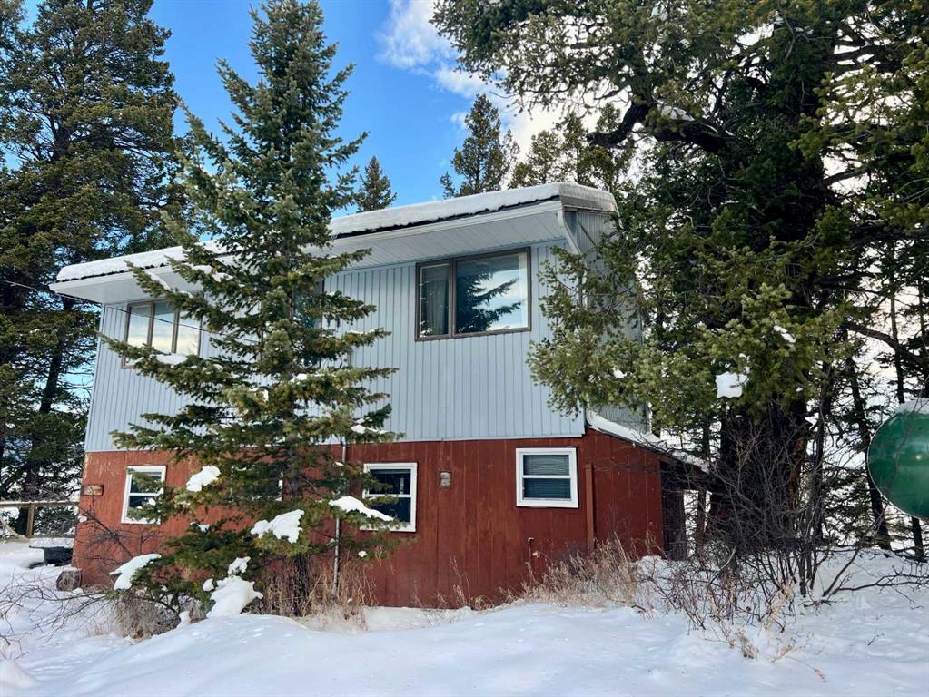 Picture of 20 Lee Lake Road , Rural Pincher Creek No. 9, M.D. of Real Estate Listing