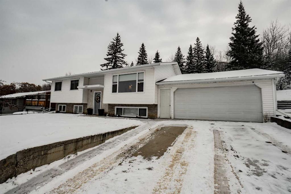 Picture of 11513, 103 Street  , Peace River Real Estate Listing