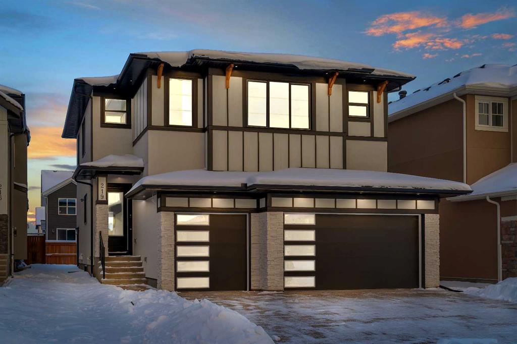 Picture of 219 Kinniburgh Loop , Chestermere Real Estate Listing