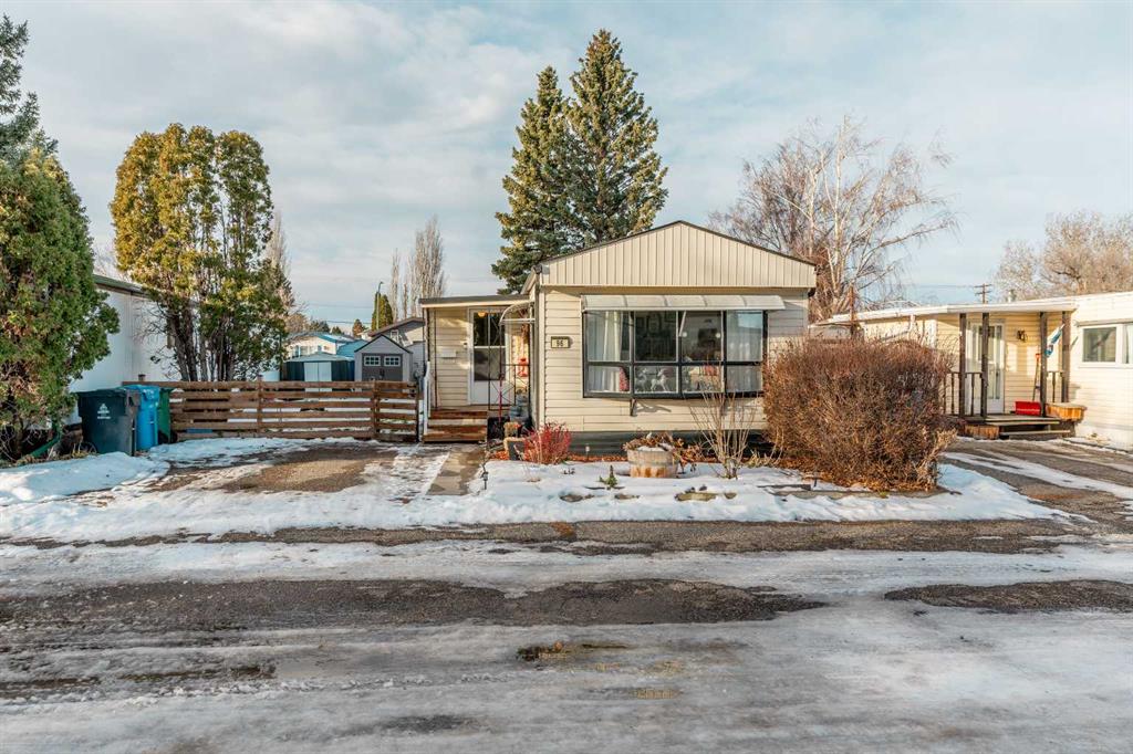 Picture of 96, 1410 43 Street  S, Lethbridge Real Estate Listing