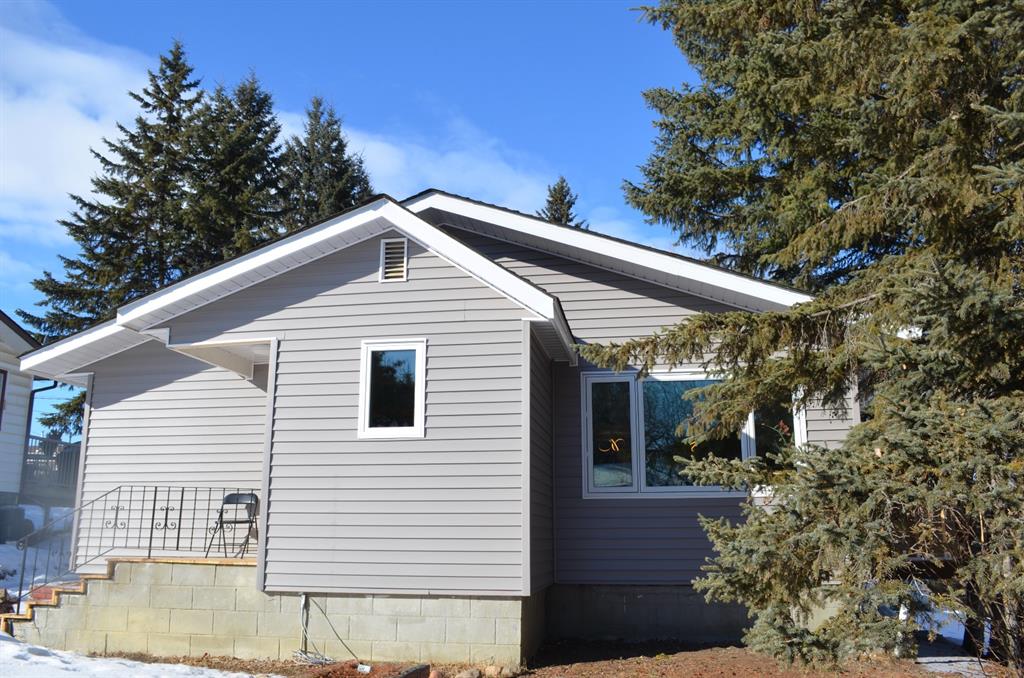 Picture of 4913 54 Street  , Athabasca Real Estate Listing