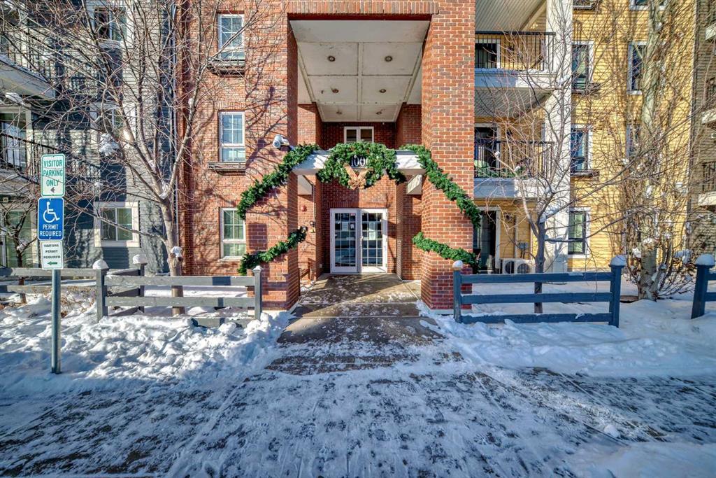 Picture of 1204, 279 Copperpond Common SE, Calgary Real Estate Listing