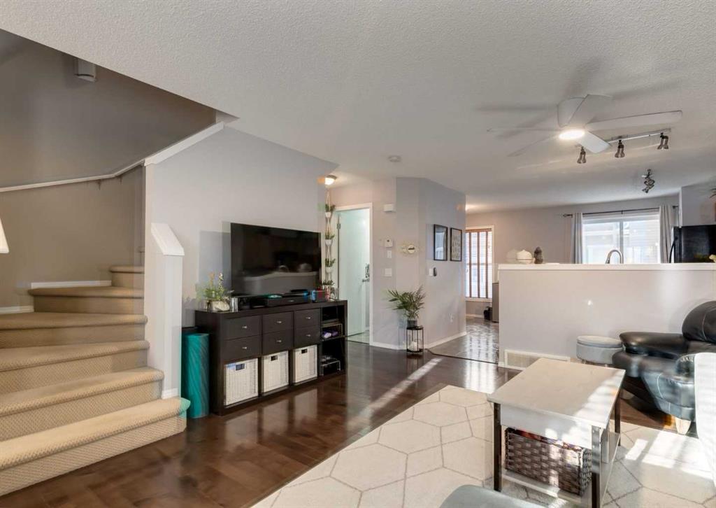 Picture of 323 Toscana Gardens NW, Calgary Real Estate Listing