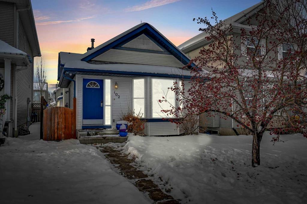 Picture of 102 Cranberry Square SE, Calgary Real Estate Listing