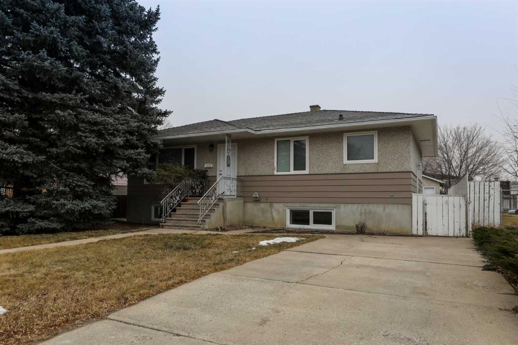 Picture of 1918 9 Avenue N, Lethbridge Real Estate Listing