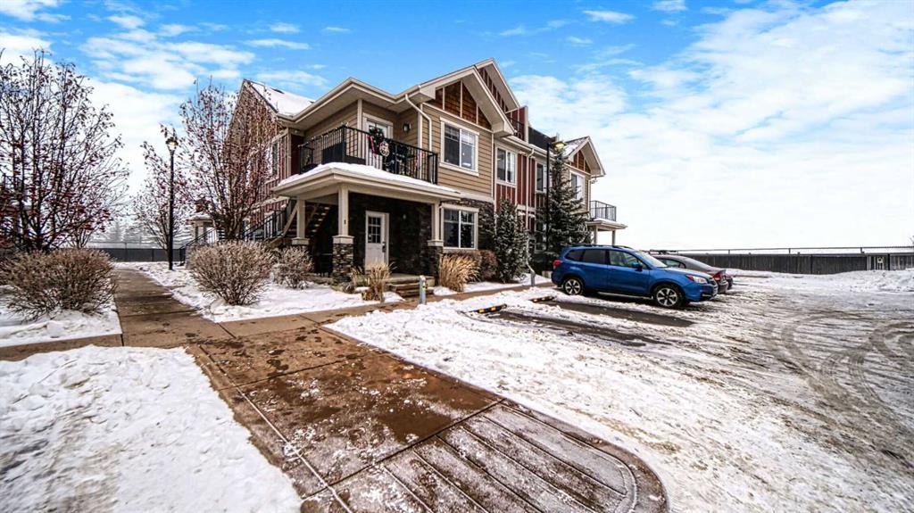 Picture of 1, 67 West Coach Manor SW, Calgary Real Estate Listing