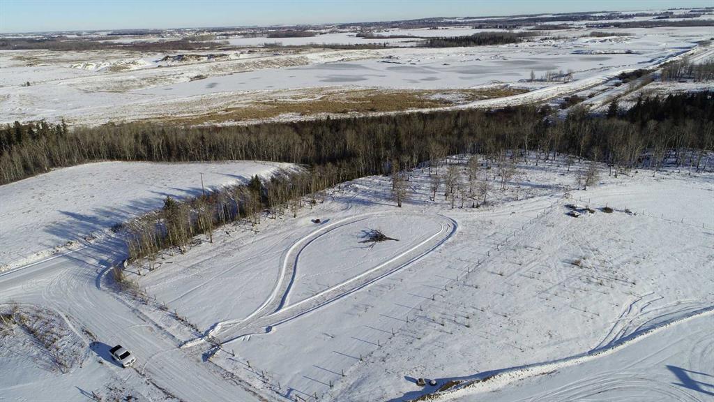 Picture of 424 Township Road , Rural Ponoka County Real Estate Listing