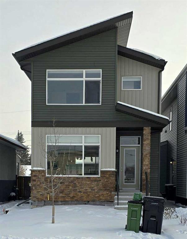 Picture of Upstairs, 10923 159 Street NW, Edmonton Real Estate Listing